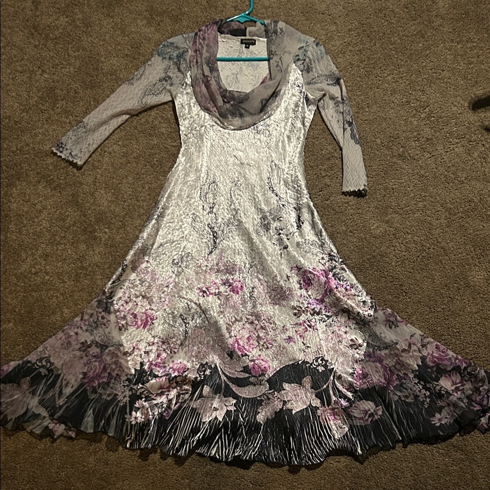 Komarov Silver-Gray Velvet Midi Dress with Pink Floral Accents